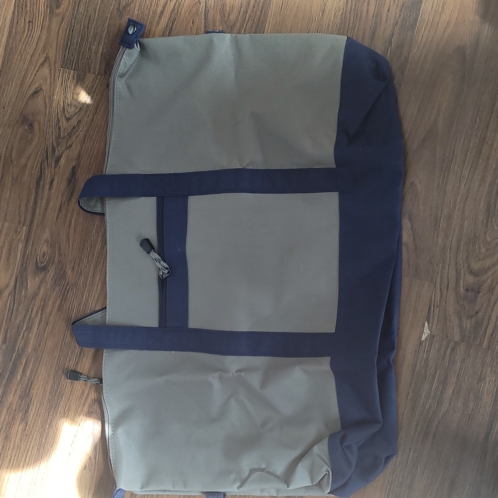 New Samsonite foldable bag